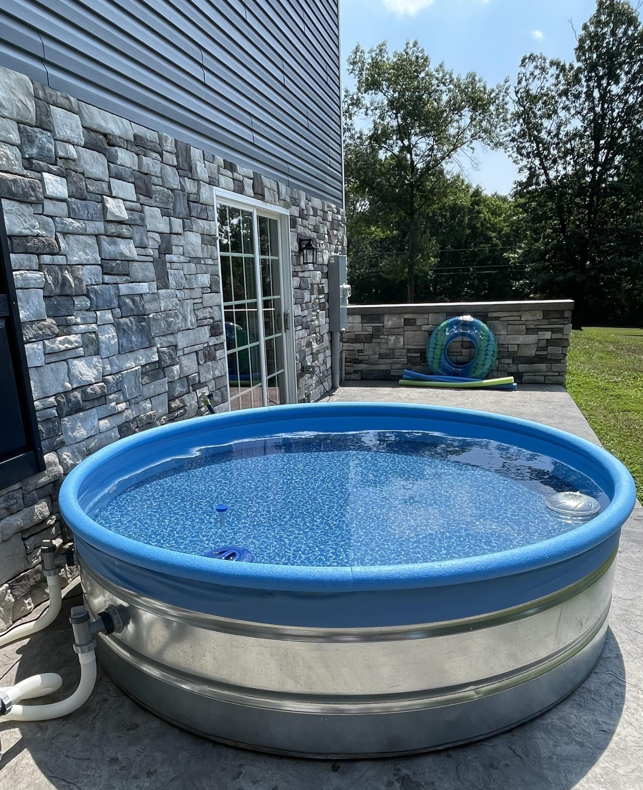 DIY Stock Tank Pool with Liner